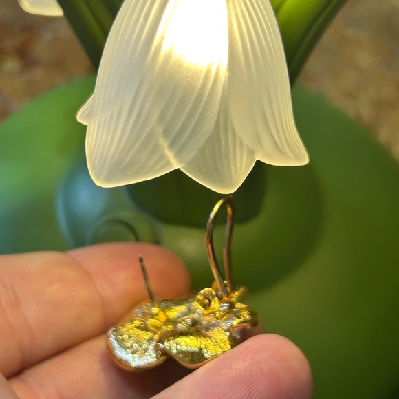 Joan Rivers Stamped Vintage Earrings with White Enamel and Swarovski Crystals - Picture 6 of 7